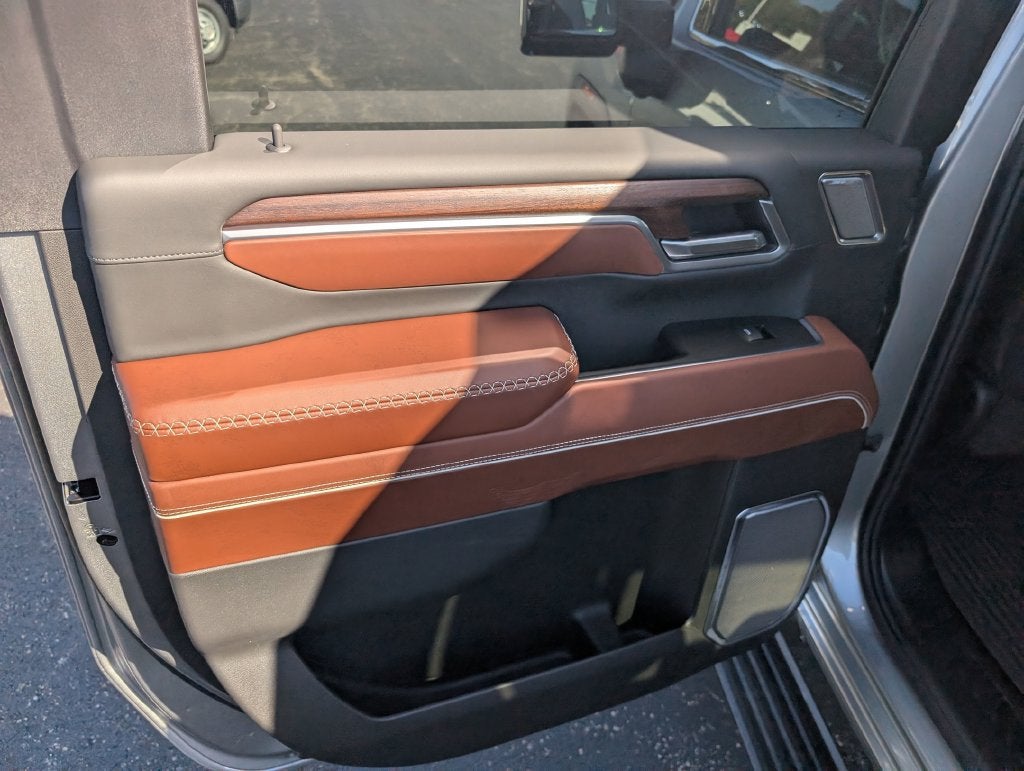 2026 GMC Sierra 3500 HD Denali Ultimate DRW