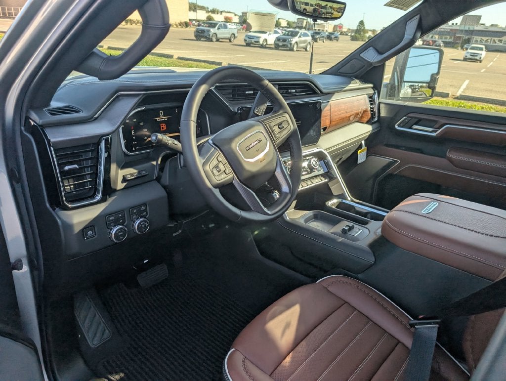 2026 GMC Sierra 3500 HD Denali Ultimate DRW