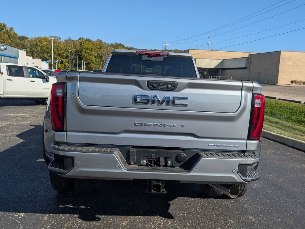 2026 GMC Sierra 3500 HD Denali Ultimate DRW