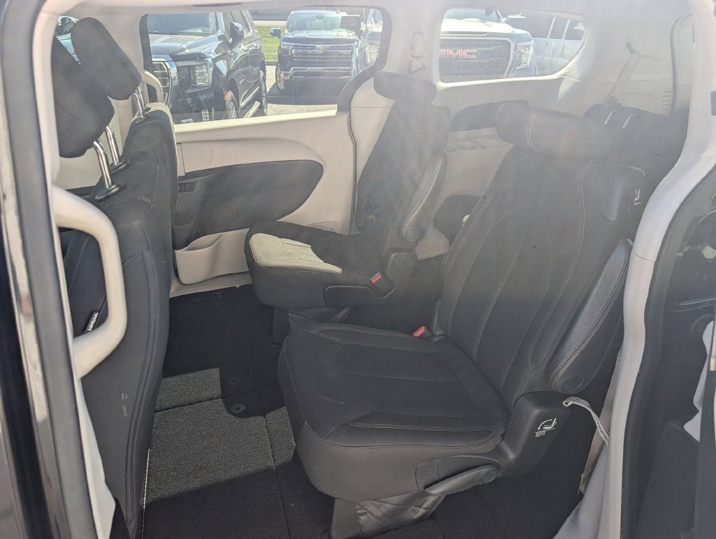 2018 Chrysler Pacifica Touring