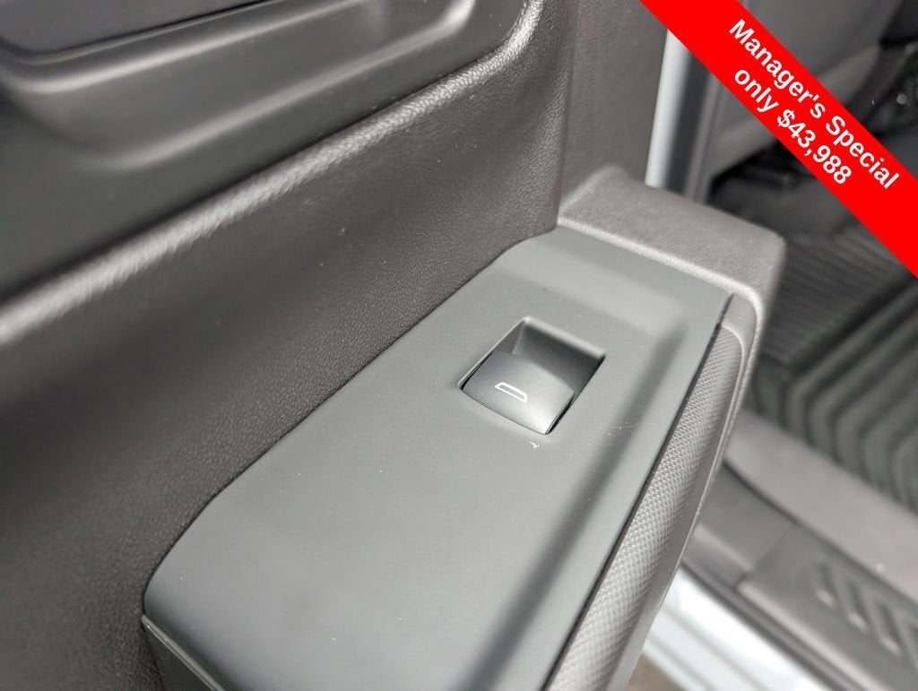 2024 Chevrolet Silverado 1500 Custom Trail Boss