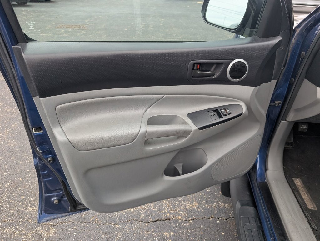 2014 Toyota Tacoma Base
